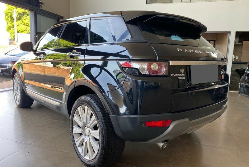 RANGE ROVER EVOQUE 2.2 SDA PRESTIGE 4X4 16V DIESEL 4P AUTOMÁTICO ANO 2015 COR PRETO